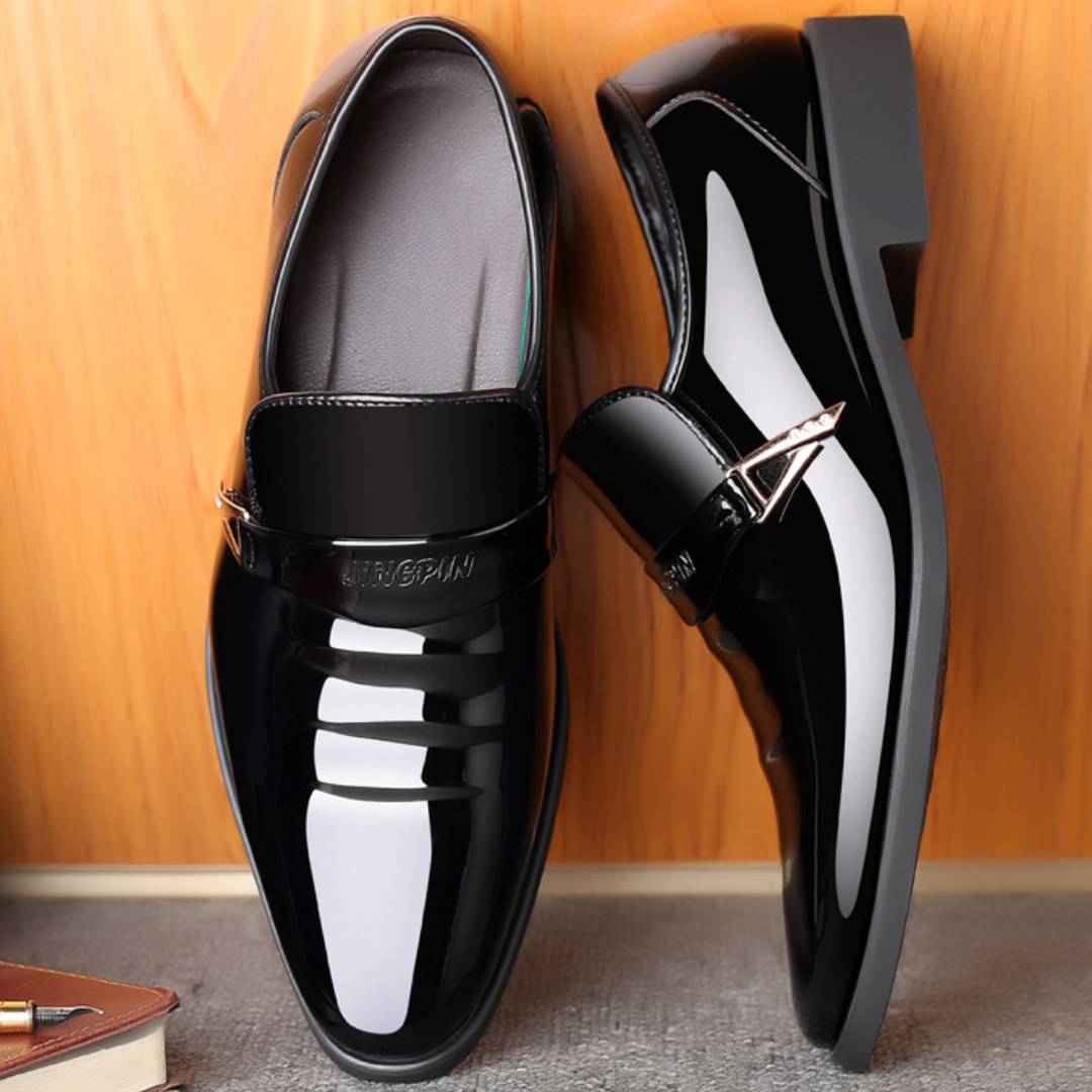 The Chatsworth – men's buckle loafer with pointed toe