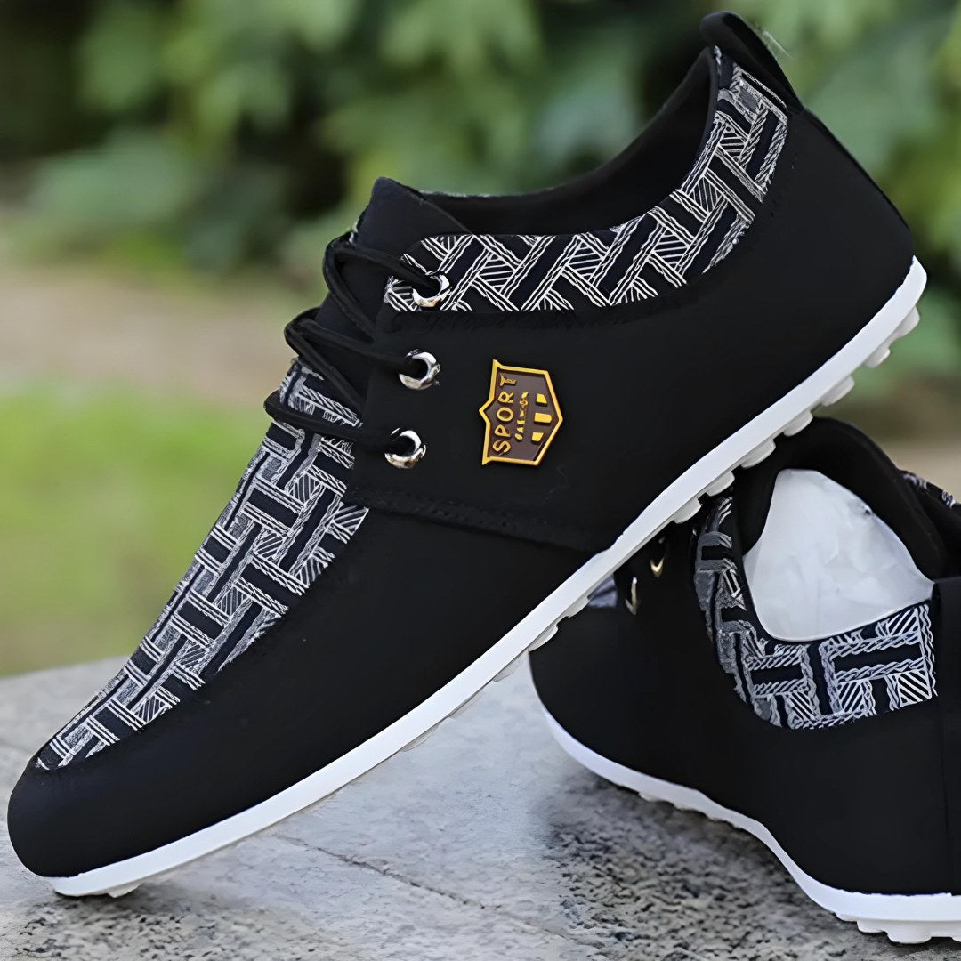 The Kendrick – men's low-top trainer with contrast rubber sole