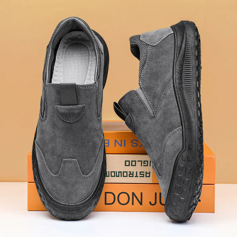 The Cotswold – men's slip-on shoe with heel pull tab